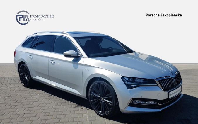 Skoda Superb cena 124945 przebieg: 113857, rok produkcji 2020 z Bierutów małe 596